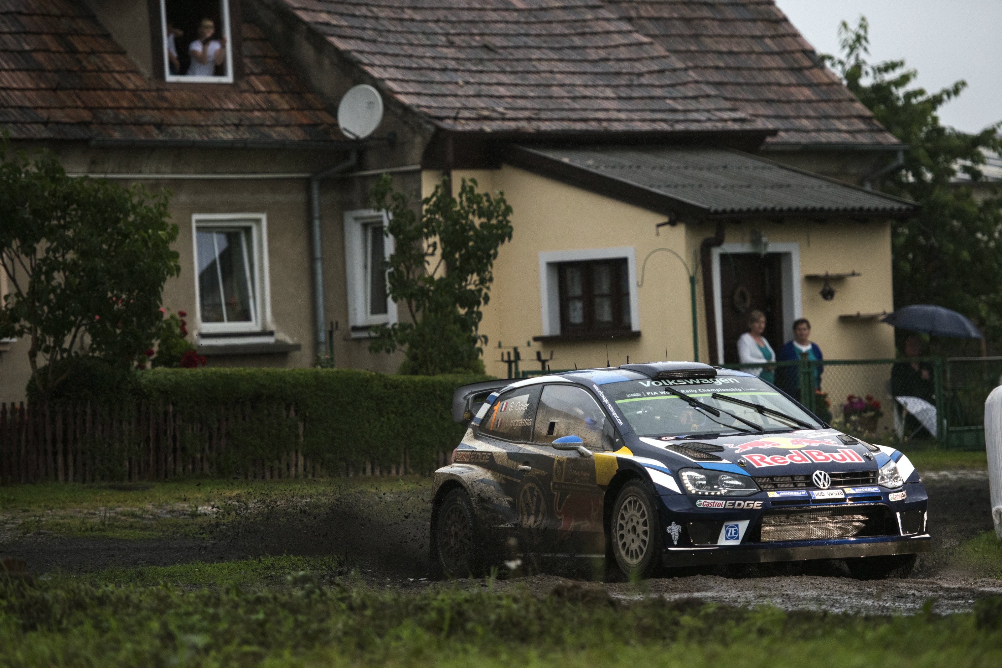 AP-1NTQUGDQN2111_Sebastien_Ogier