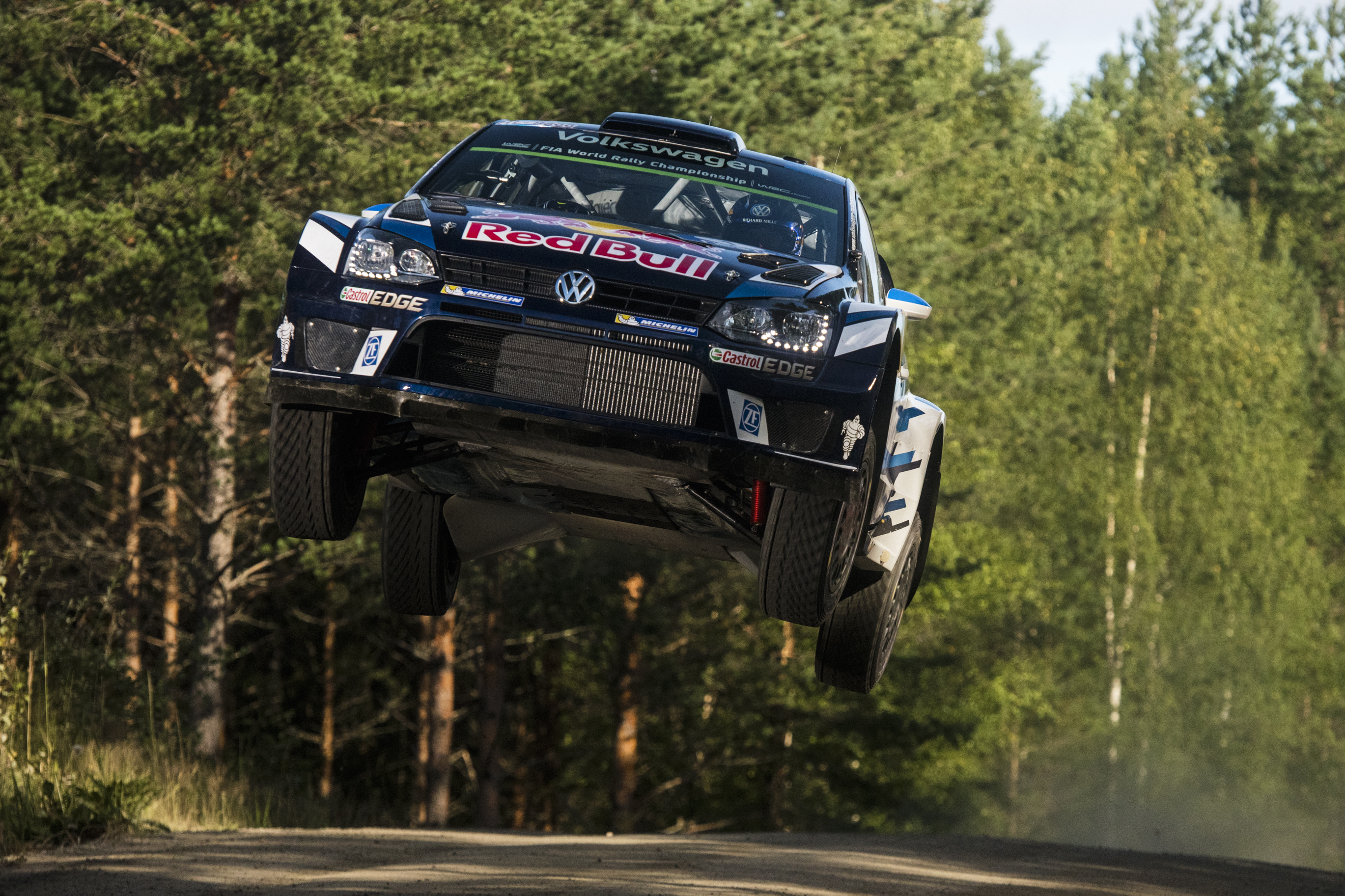 AP-1P2T21PRH2111_Sebastien_Ogier