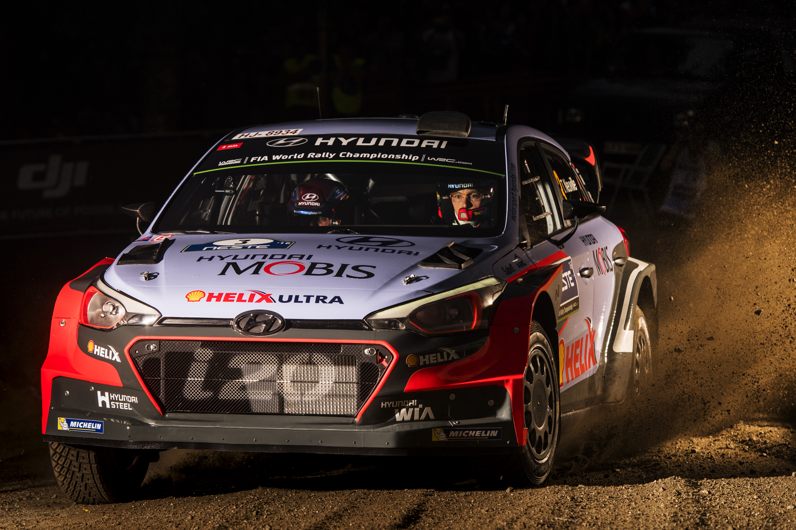 AP-1P2WVNTX52111_Thierry_Neuville