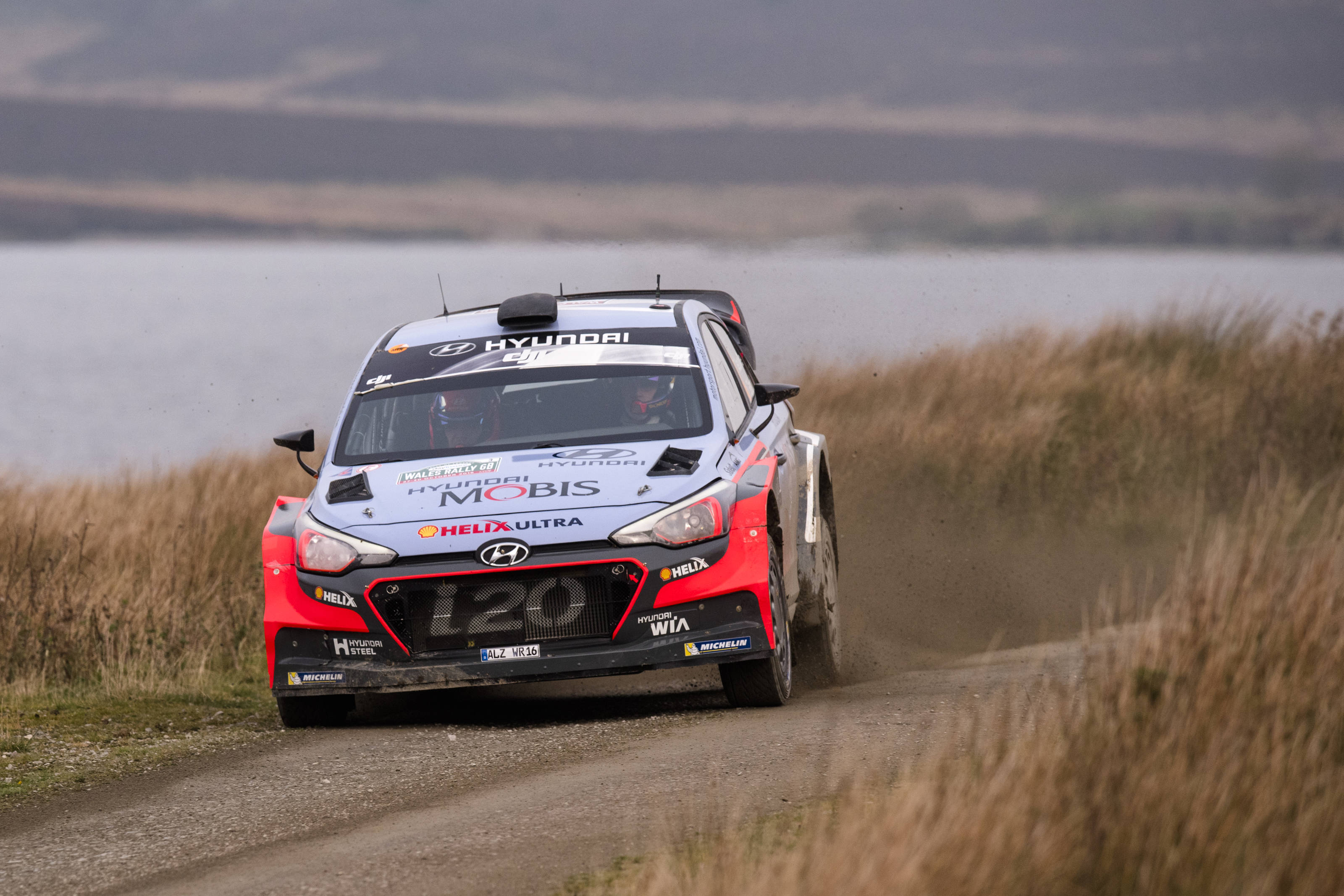 ap-1q14sd2b92111_thierry_neuville