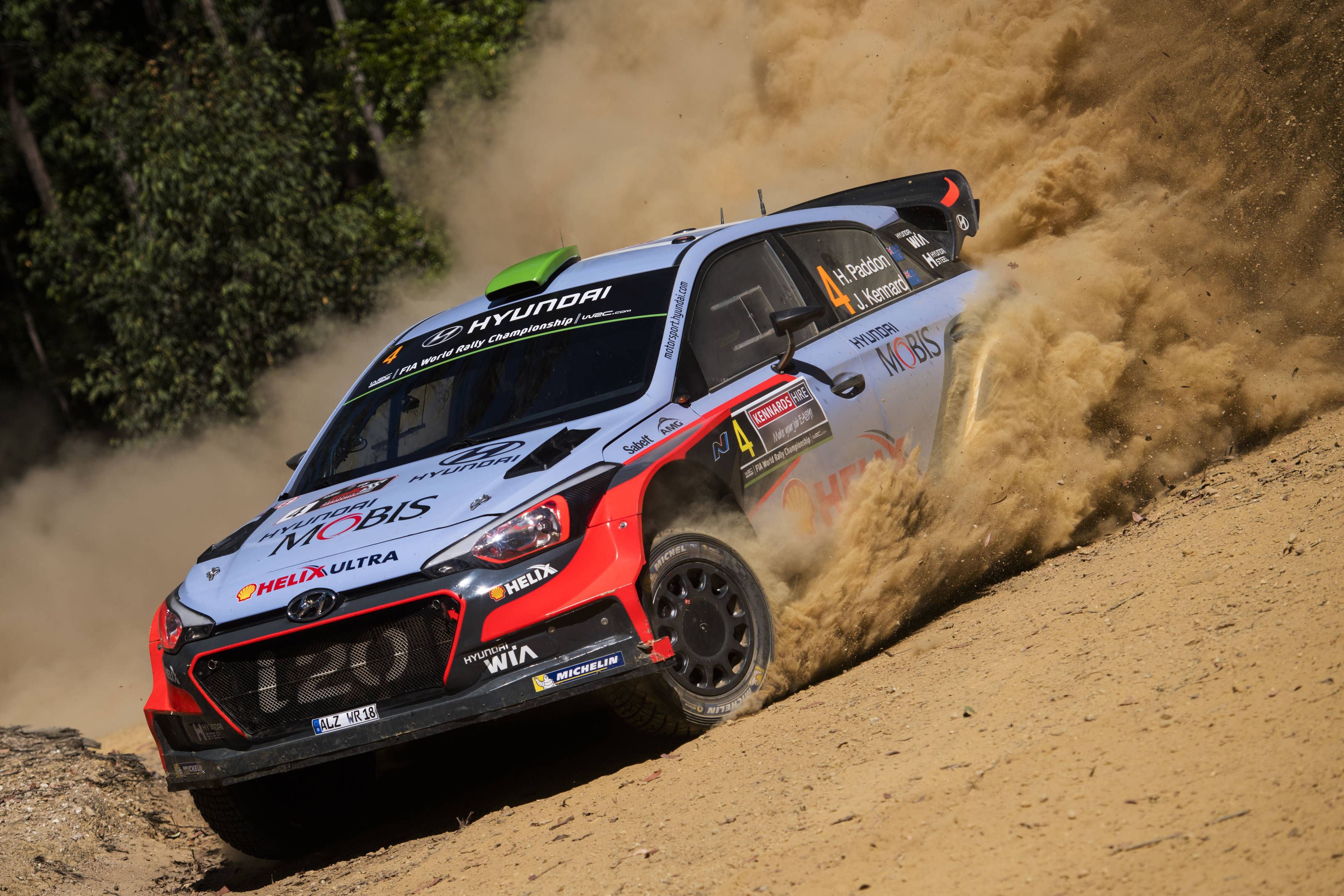 ap-1q76e3n8w2111_hayden_paddon