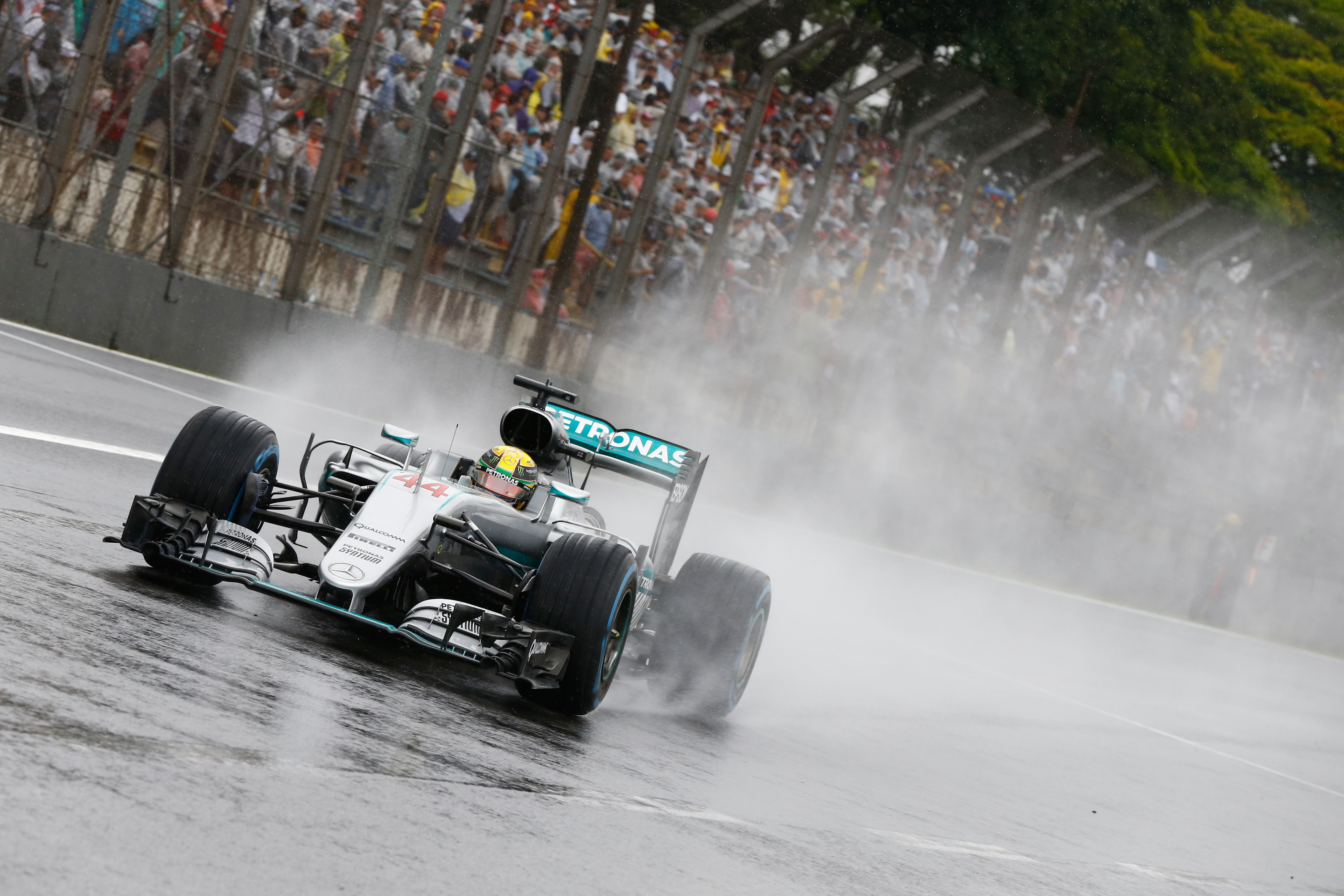 Formula One - MERCEDES AMG PETRONAS, Brazilian GP 2016. Lewis Hamilton ; Formula One - MERCEDES AMG PETRONAS, Brazilian GP 2016. Lewis Hamilton;