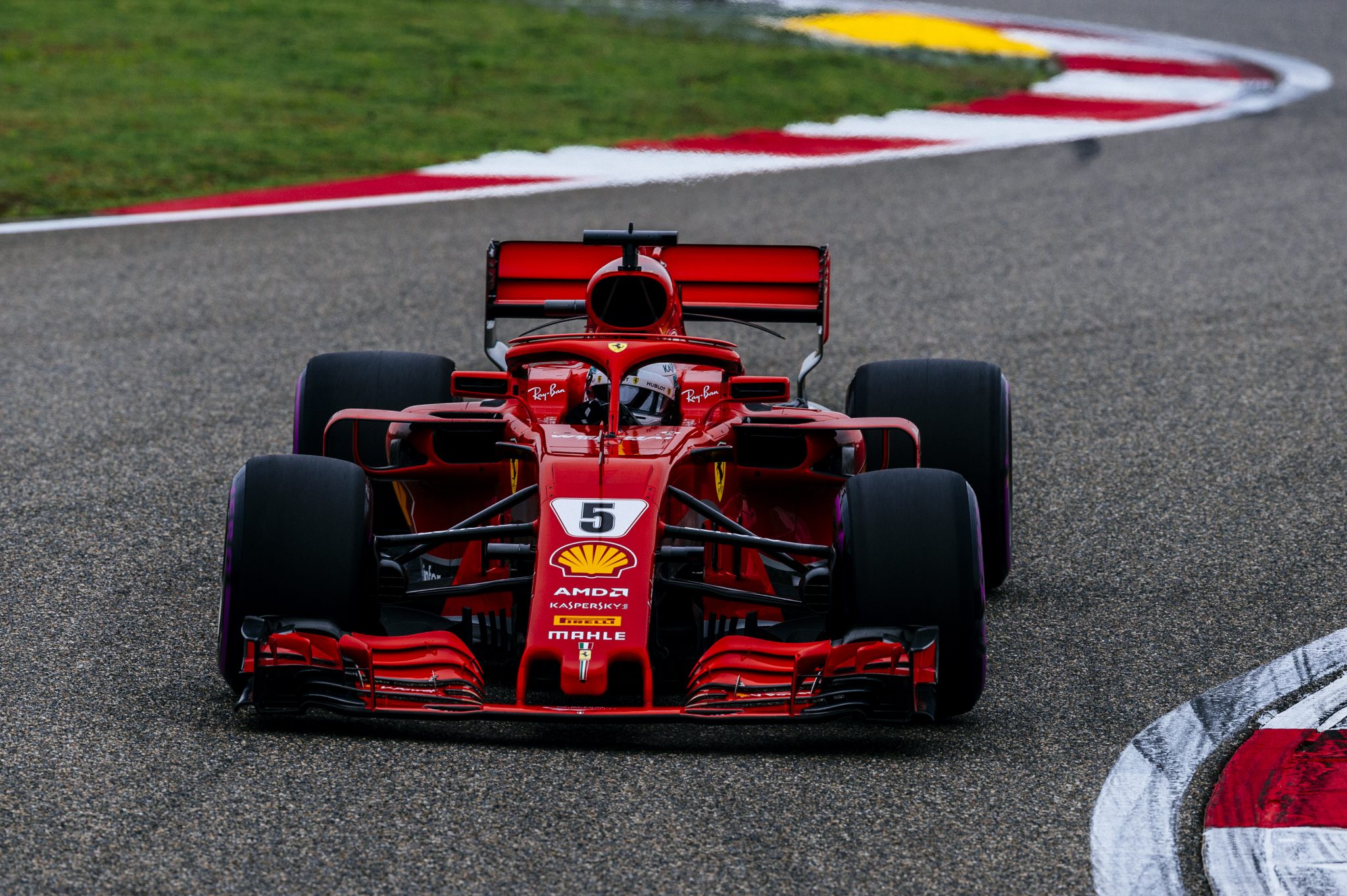 Sebastian Vettel took the pole at Chinese GP 2018