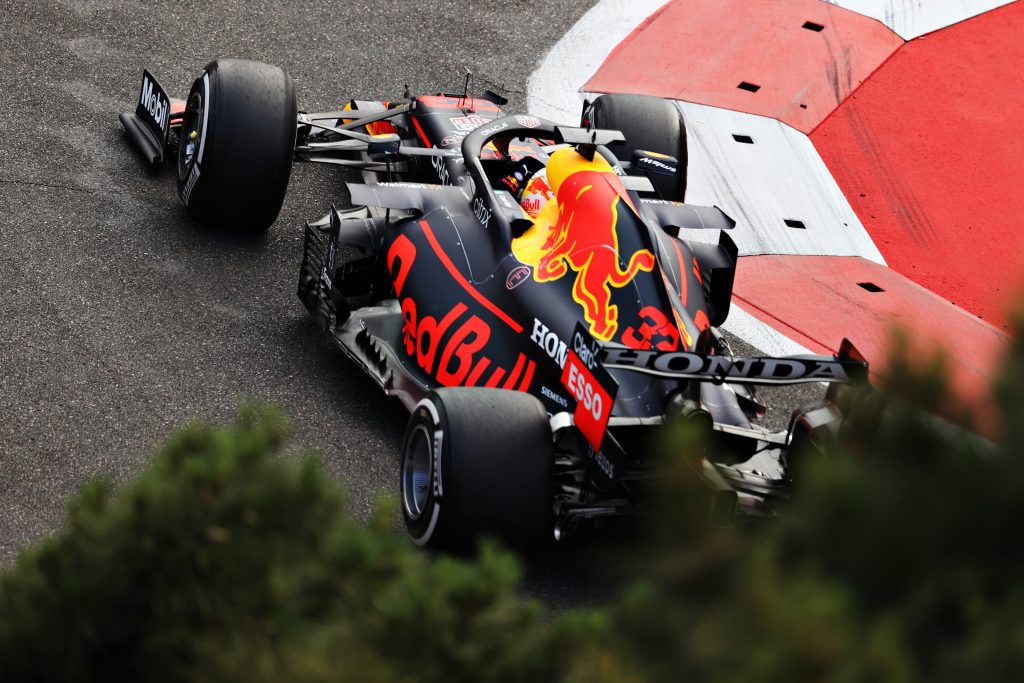 O Max Verstappen δικαιολογημένα είχε κάτι να πει για την προσπάθεια της Pirelli.