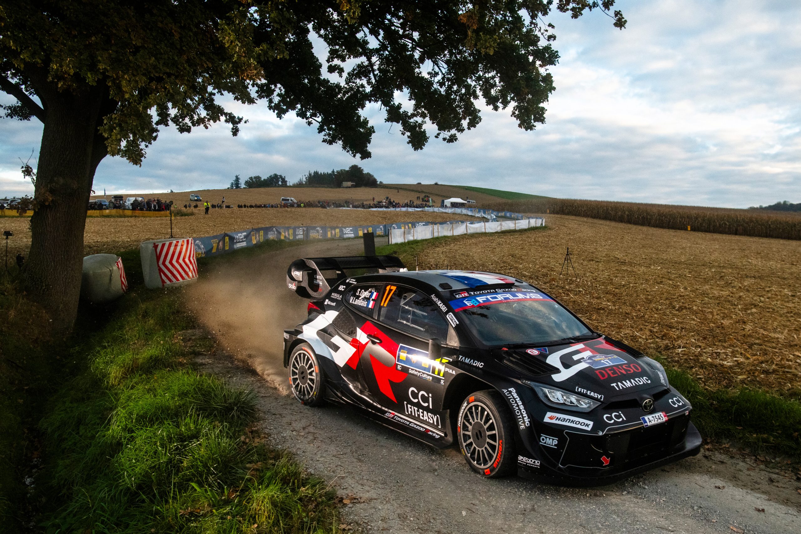 Rally Κεντρικής Ευρώπης - 1η Μέρα: Κυριαρχία Ogier και Toyota ...